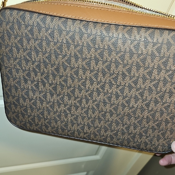 Michael Kors Dark Brown Crossbody Bag - Picture 5 of 12